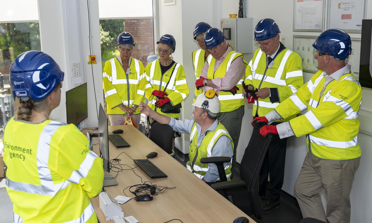 EnvAgencyYNE's tweet photo. Today we officially opened the £38 million newly upgraded Foss Barrier in York, now one of the most resilient flood defences in the country, meaning 2,000 properties will be better protected from the impacts of climate change.
Find out more: https://t.co/IhtUrypILm https://t.co/j4ZK7r1OQG