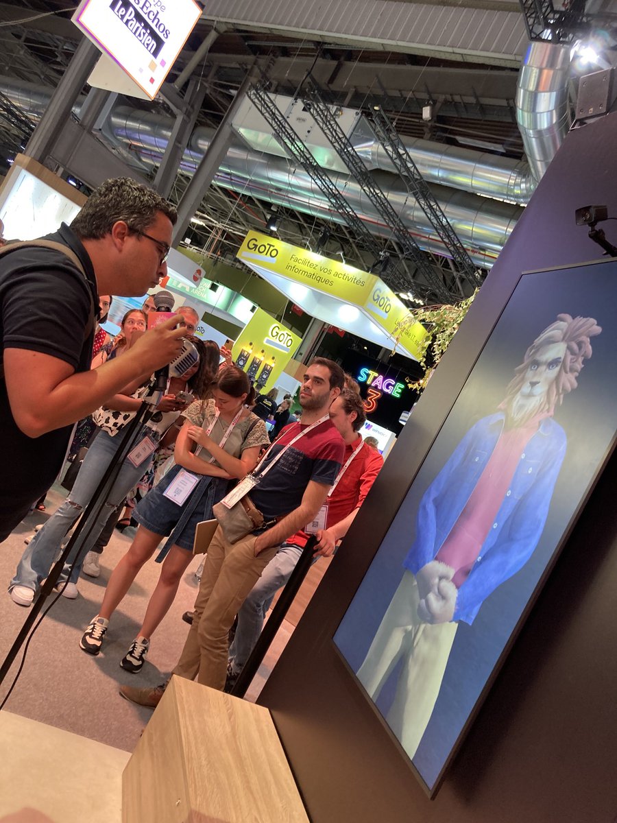 ADauve's tweet photo. Leon, Chief Metaverse Officer @PublicisGroupe répond aux questions du public @VivaTech #metaverse #expertise #metagenius https://t.co/NeiLcPNAqB