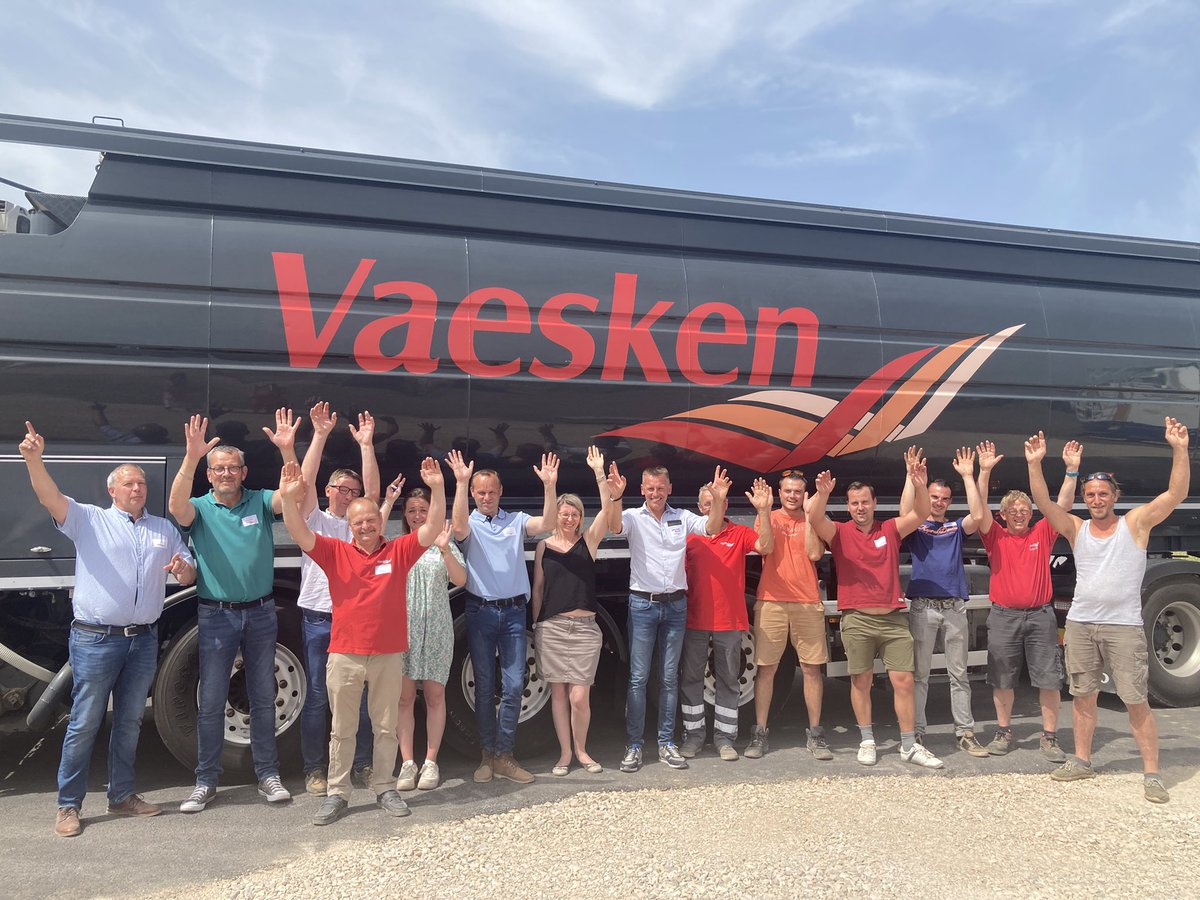 VAESKEN Negociant tweet media