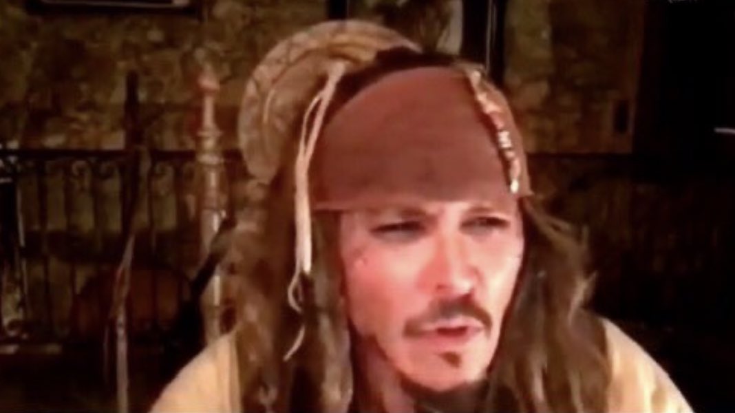 GellertDepp's tweet image. ‘If Johnny has a problem with me defaming him, the judge and the jury I suggest he talks to a national outlet too’ sorry what?