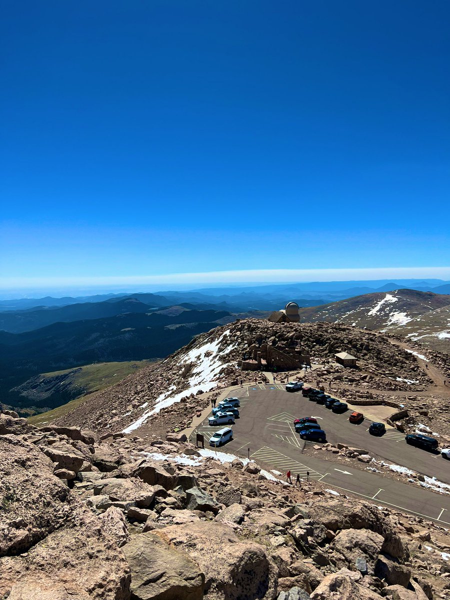 They_Adventure's tweet photo. The answer was….Mt Evans! Such an epic hike/run to the top. Second picture, notice the Crest House, once the highest business structure in the US. #mtevans #Colorado #14er https://t.co/Nphjq5v4Lq