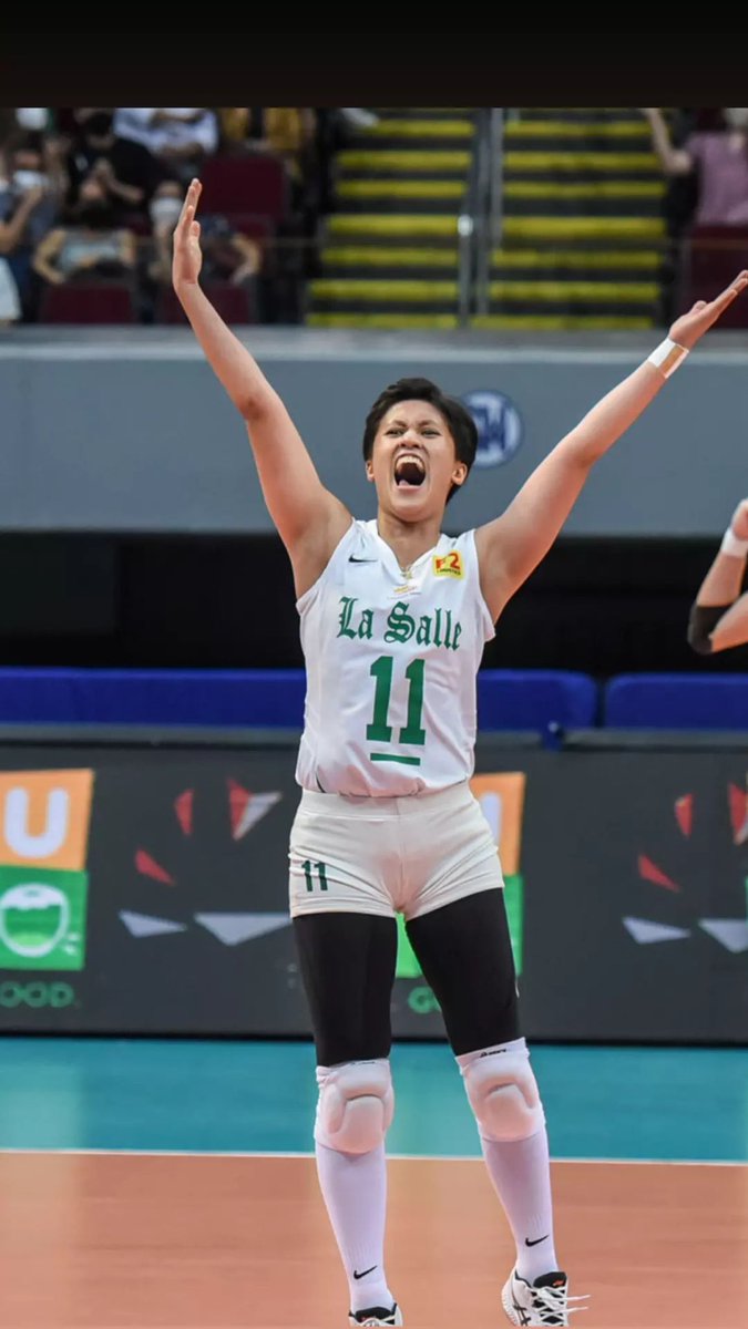 AnimoAflame's tweet photo. ✨💚 V FOR VICTORY! 💚✨ 

RT this lucky mimay for good luck 

#EmeraldStrongDLSU https://t.co/5JLzk5yONb