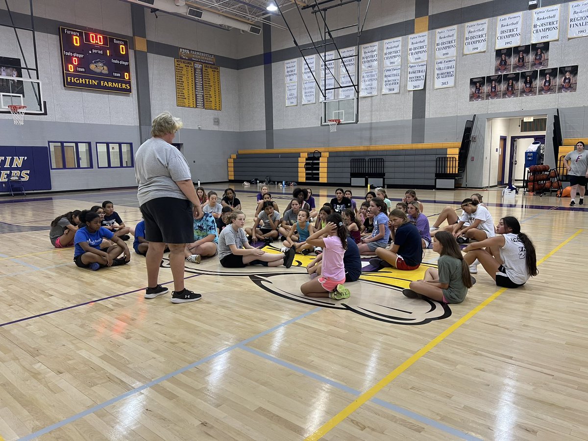 fightin_farmers's tweet photo. Basketball camp is complete! ✅
Everyone worked hard this past week on the basketball court and had fun in the process. Some of the freshmen even showed up 2 hours early to get their summer workouts in first! We have a great group of young ladies in Farmersville ISD! #GBE https://t.co/6Gf2zwpiOT