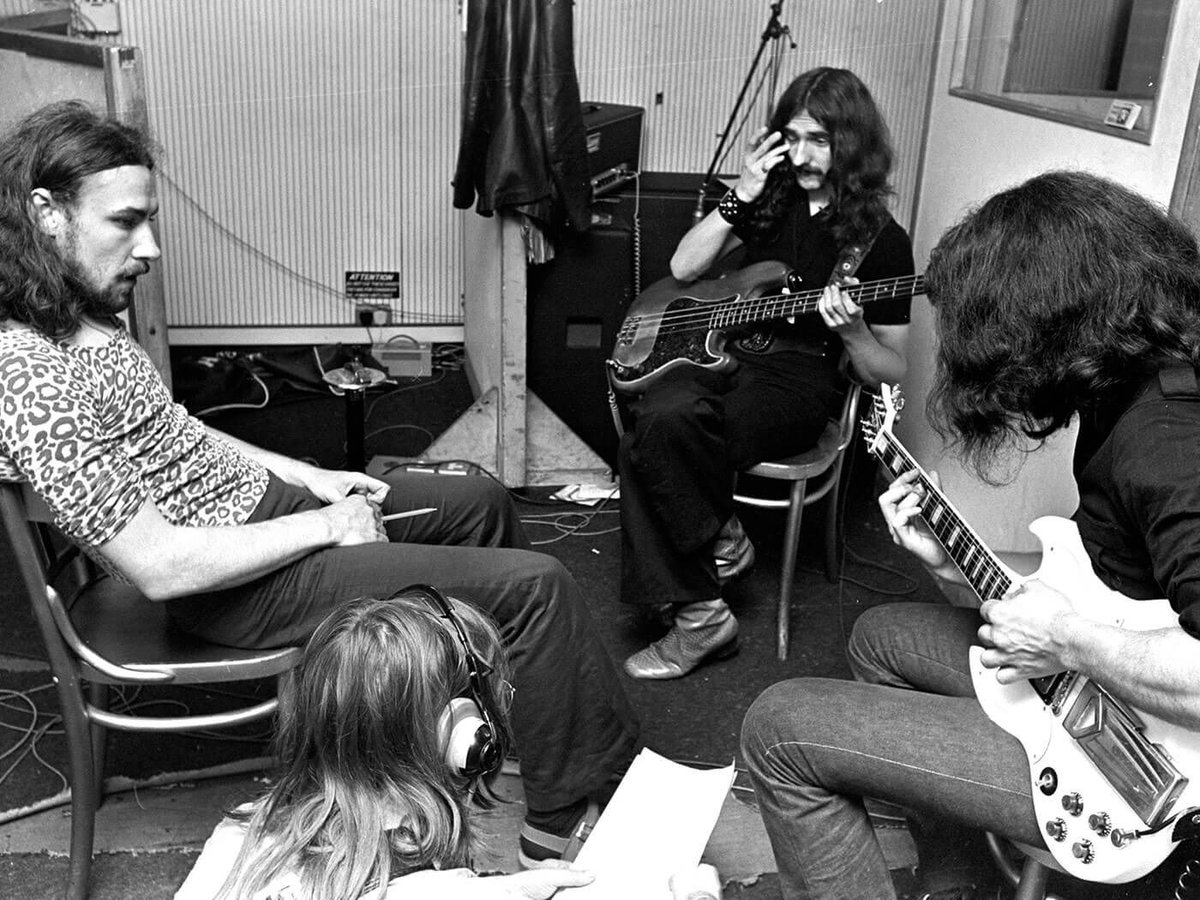 BlackSabbath's tweet photo. June 17, 1970 
at Regent Sounds during the #Paranoid album sessions #fbf #flashback #flashbackfriday https://t.co/QWnkS5c3Ir