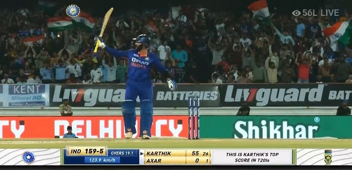 FVdp1l6UsAAmNfS?format=jpg&name=900x900