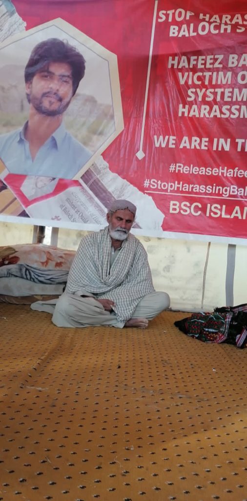 Mananbaloch28's tweet photo. We are Baloch that's why we are suffering. 
#ReleaseFerozBaloch 
#SaveBalochStudents
#EndEnforcedDisappearances https://t.co/zEubQMvJe2