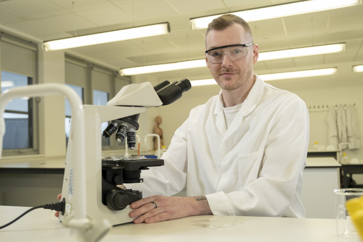 Glasgow_Clyde's tweet photo. Would you like to work as a laboratory technician? Our short full-time NPA Laboratory Technician Training provides practical skills, knowledge of health and safety and good lab practice. Places are still available for August 2022, apply now at: https://t.co/tuOmd16yKT https://t.co/i230Stji5N