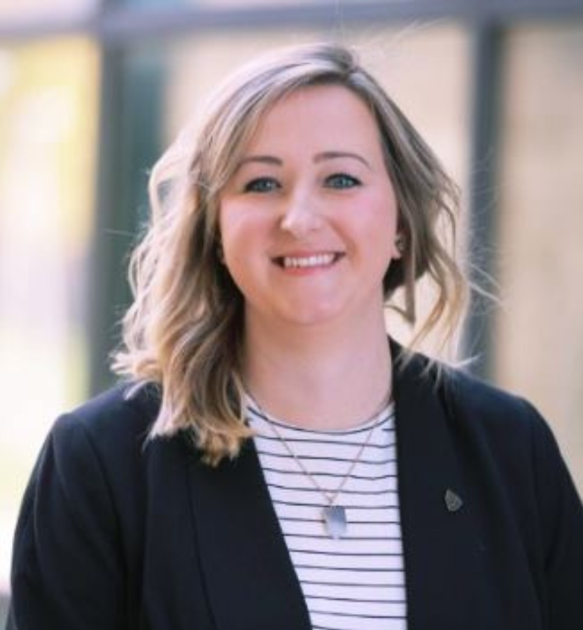 StukentApp's tweet photo. “The growth mindset shows students that professors are people, too. We’re trying to connect on this level of ‘Where is this student coming from?’ and trying to connect with that within reason.” — @LoraParent #ProfCon22 https://t.co/yUGbF9bPOH https://t.co/r4ZSi0PNsV