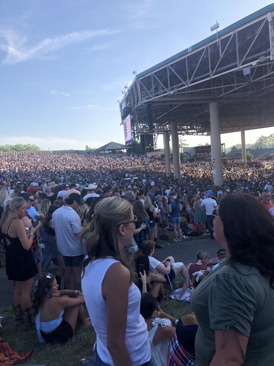 Whiskeybros765's tweet photo. About last night. Morgan Wallen and Hardy are THOSE dudes. One of the best concerts I’ve ever been to. May have been 90 degrees half the night but can’t complain. As hardy would say- SOLD OUT https://t.co/e7f3XEmFHS