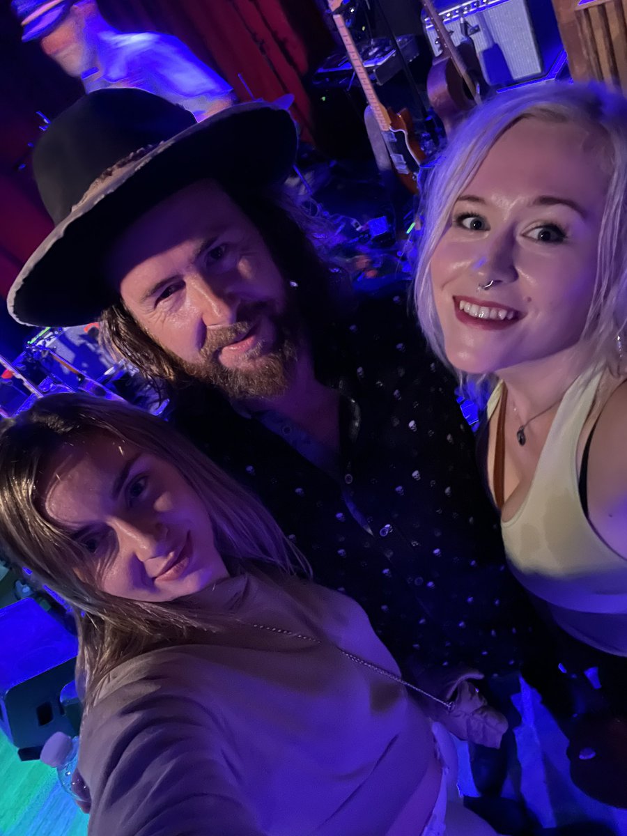 sogniella tweet media