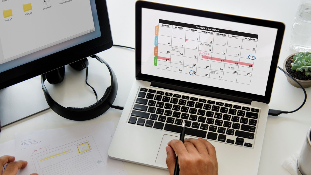 4 day working week: some top tips for employers. Our latest blog by Employment Solicitor, Blair Duncan explains eligibility, nature of the request &amp; discrimination, read it here ➡️ bit.ly/39yA2Bz

#4dayweek #employment #blackaddersllp