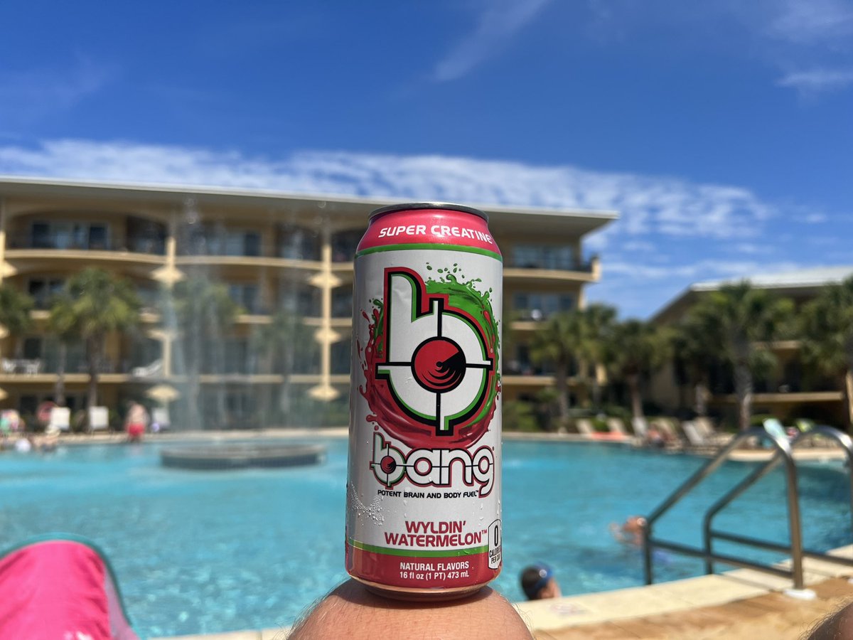 BrettACollins87's tweet photo. @BangEnergySA  #florida #30a https://t.co/2ECPkPrfuL