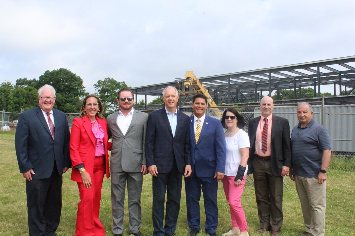 #BraintreeMA celebrated this morning with a Topping Off at the Braintree South Middle School, marking the conclusion of this phase of construction. <a href="/Mass_SBA/">MSBA</a> is a proud partner, supporting the project with over $30m in total facilities grants.