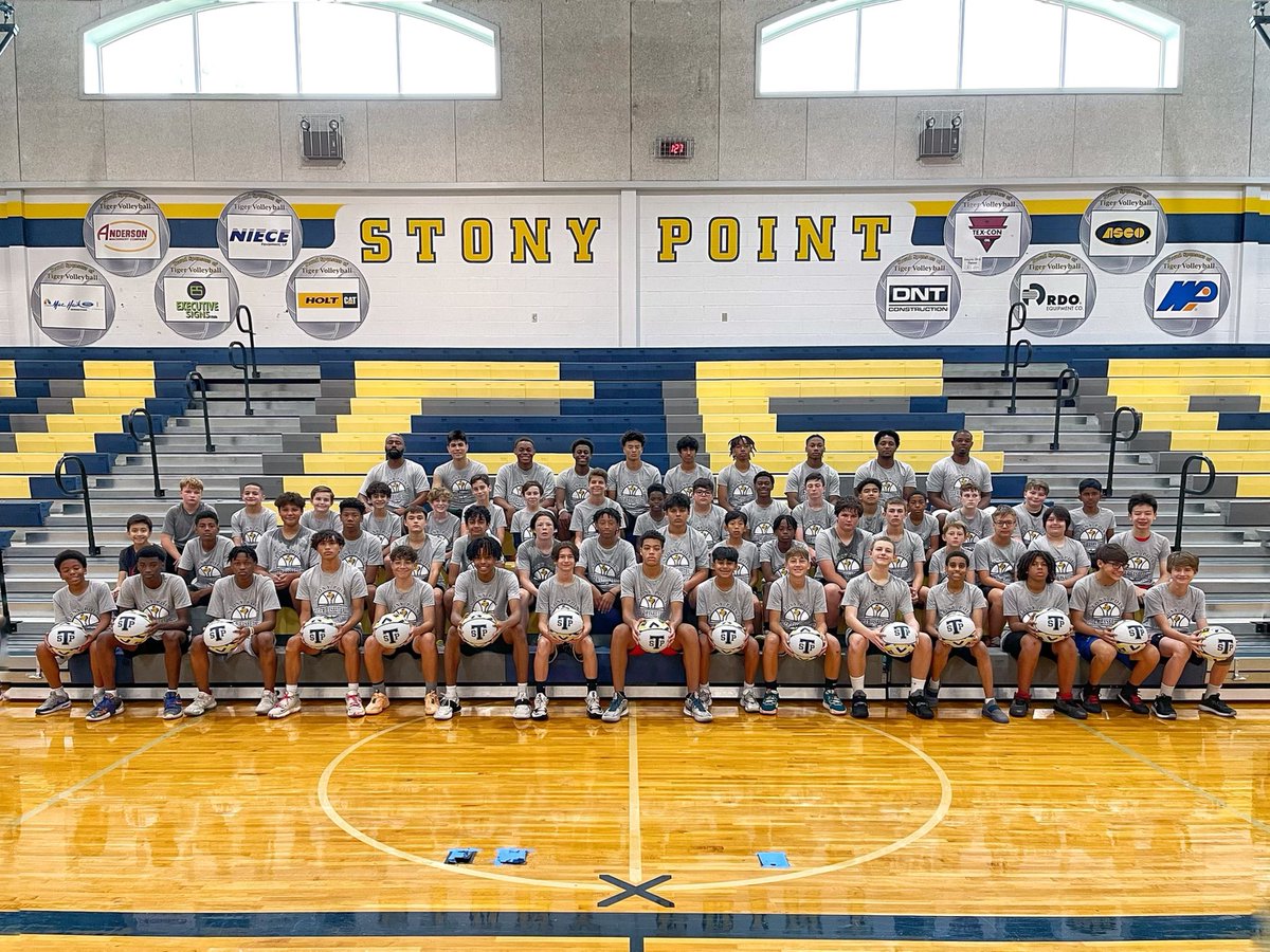 STPTigerHoops's tweet photo. The 2022 Tiger๐Camp concluded with guest speaker Jamal Shabazz!Former stud at P-Ville, @SamfordMBB player, now Pro!Phenomenal outlook on his journey, how the game has propelled him.More so taking advantage of opportunities. #cmtm
Thank you to all who attended! TigersWin๐
๐๐๐พ https://t.co/3QW5rpILN6