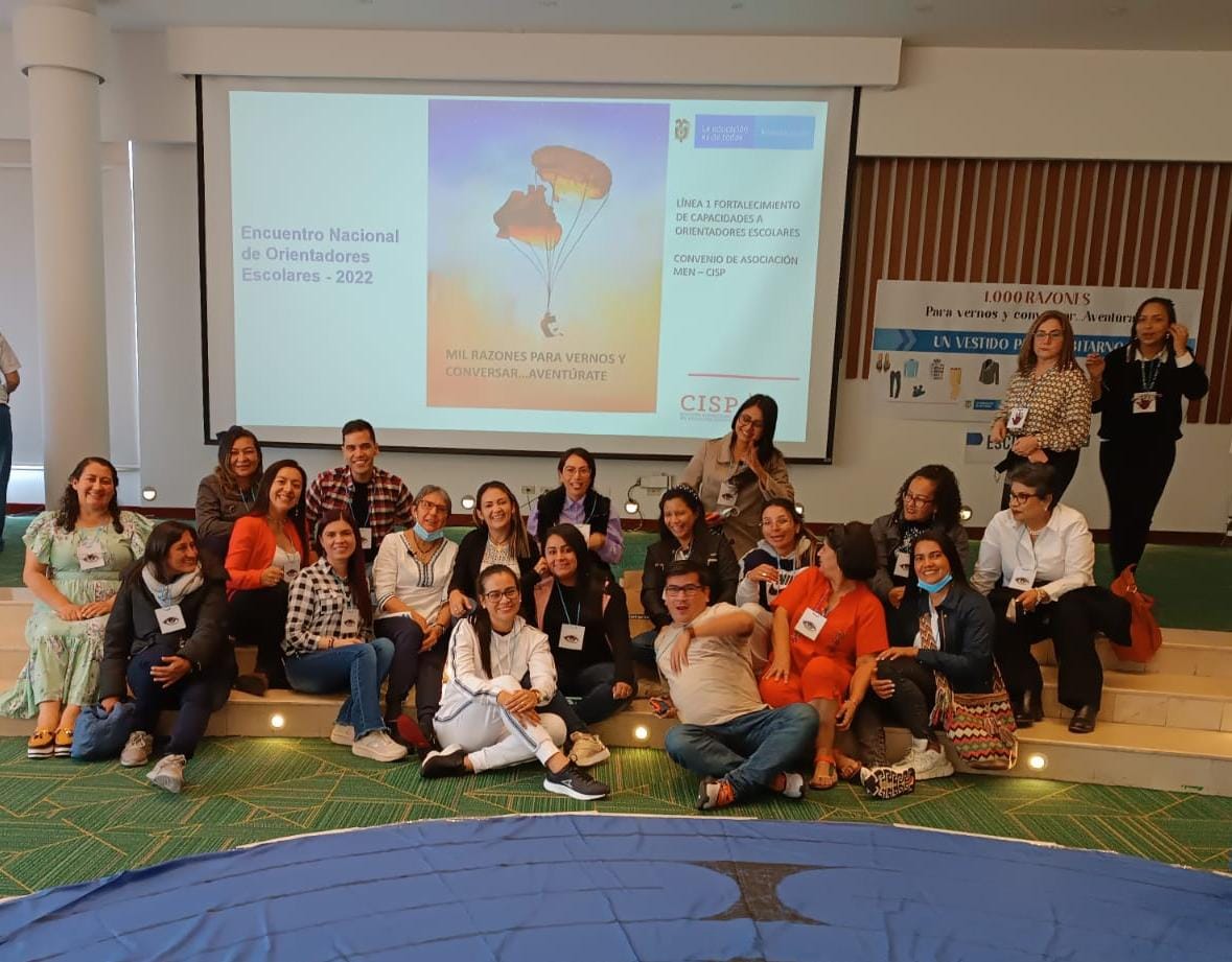 SDosquebradas's tweet photo. #BuenasNoticias🥳 Nazly Marín Marín, docente orientadora de la I.E Juan Manuel González fue seleccionada para participar en el Encuentro Nacional de Orientadores Escolares del @Mineducacion en la ciudad de Bogotá. ¡Felicitaciones! https://t.co/JaynNsVFtt