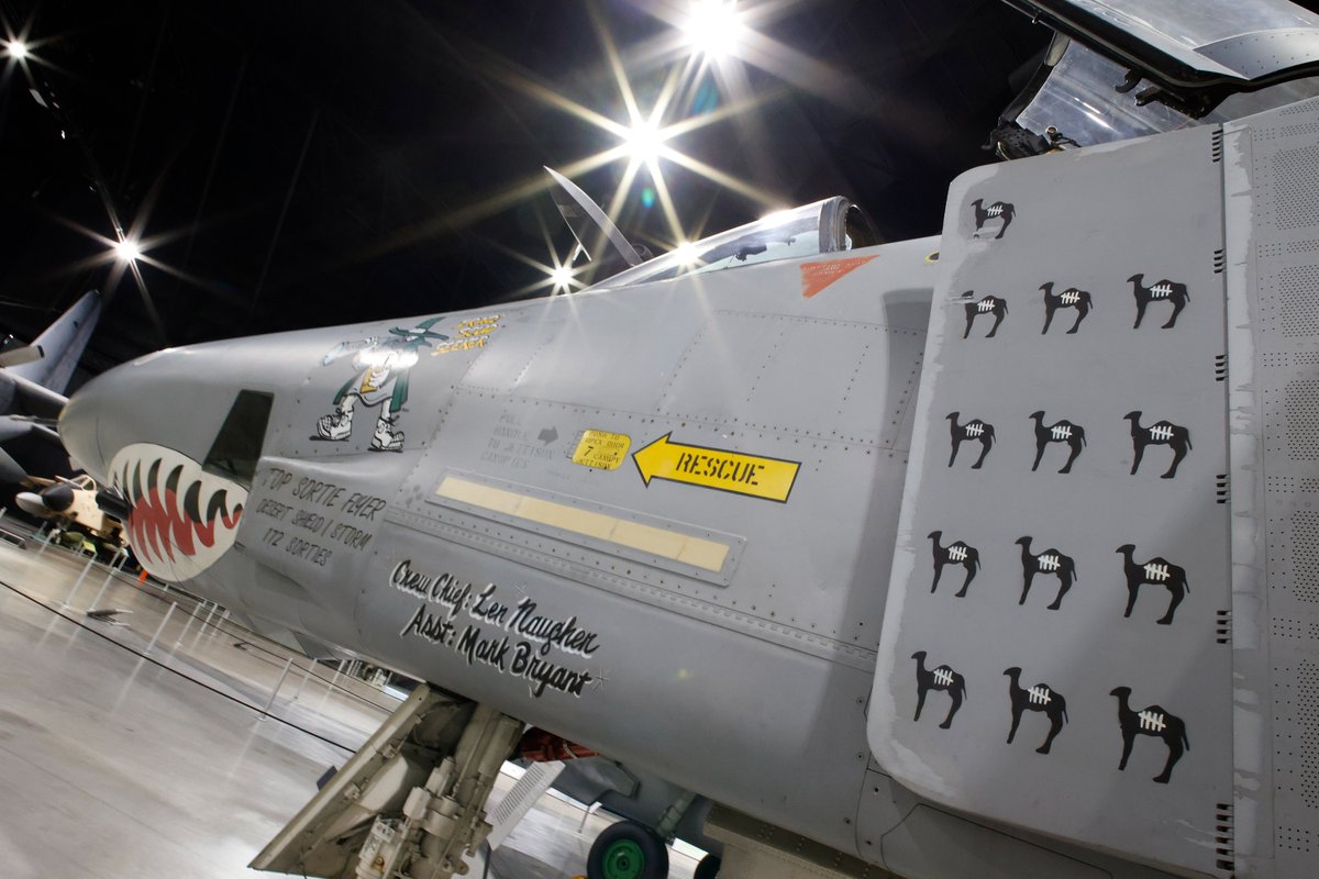 AFmuseum's tweet photo. It's that time for Fan Friday! We would love to see fan favorite photos of this collection, special events, air shows or others from across the 🌎. We ❤ ✈ 📷!!! #avgeek #AF75 #PoweredbyAirPower #AFHeritage

https://t.co/bMyQz2IVWO https://t.co/bL7YTH9TLF