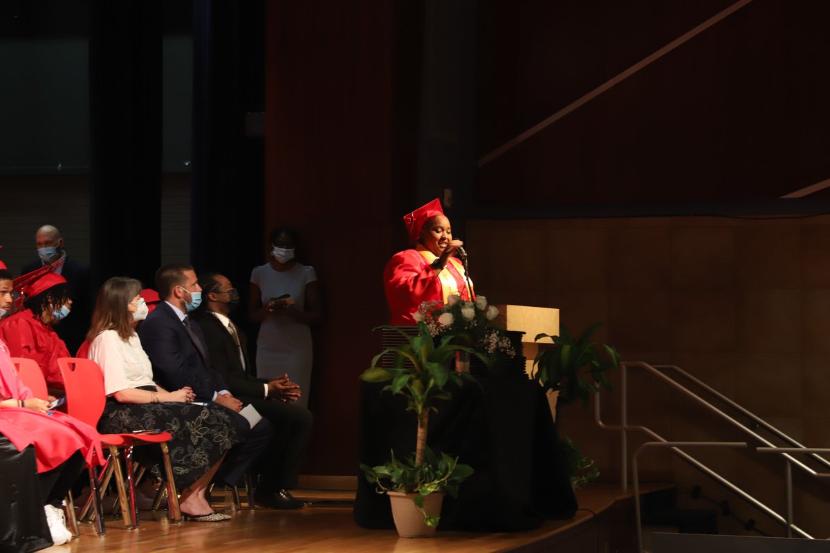 ReEngagement440's tweet photo. Our fabulous student speakers - Aasiyah Bligen, Kayla Nelson, and Charlize Brunson. #Never2Late2Graduate #PHLed @PHLschools @Ryan_Scallon https://t.co/Sv4AGq8RkH