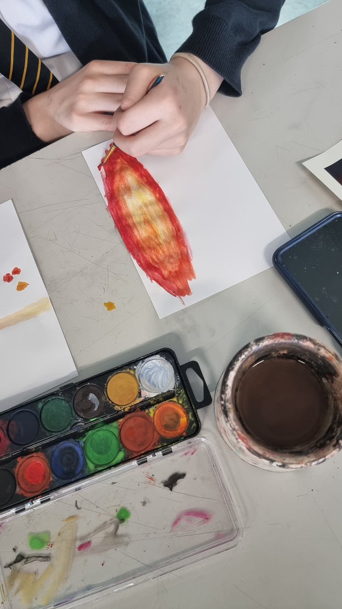 GHS_PEdept's tweet photo. Here are Mr Scottβs talented artists at our Drawing and Painting activity in action! π
π π #GHSWellbeingWeek @GHSfalkirk https://t.co/l0du5uVJfA