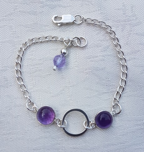 DragonfireJ's tweet image. Check out all the gorgeous things I make.
Gorgeous Gemstone and Silver Jewellery,
Fab Key Rings and cute Keepsake Gifts.

Folksy.com/shops/Dragonfi…

Use code SUMMER15 for a fab discount.
#Handmade #DragonFireJewellery #FinditonFolksy #Jewellery #Gifts #Keepsakes #MHHSBD #UKmakers