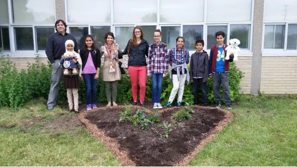 Have you registered your heart garden for Honouring Memories, Planting Dreams yet? Reconciliation involves us all! Share pictures of your heart gardens with us using #HonouringMemoriesPlantingDreams and don't forget to register your heart garden at buff.ly/3MLkwQj