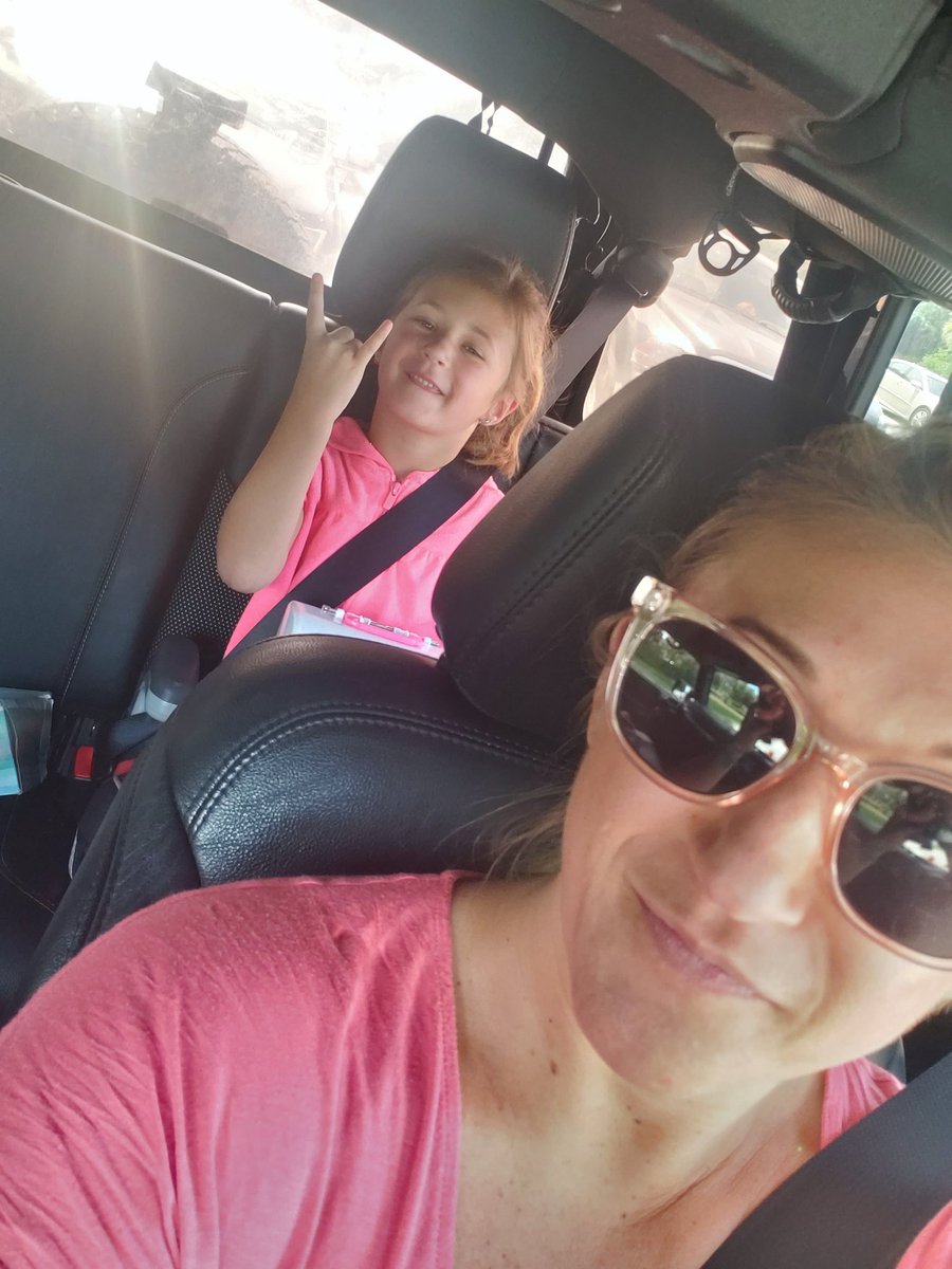 ann3ci's tweet photo. Don't let the cute face fool you, this nugget was just humming the chorus to @ICENINEKILLS Rainy Day when it came on @SXMOctane 🤘
#rockbabe https://t.co/4O76U6cOKs
