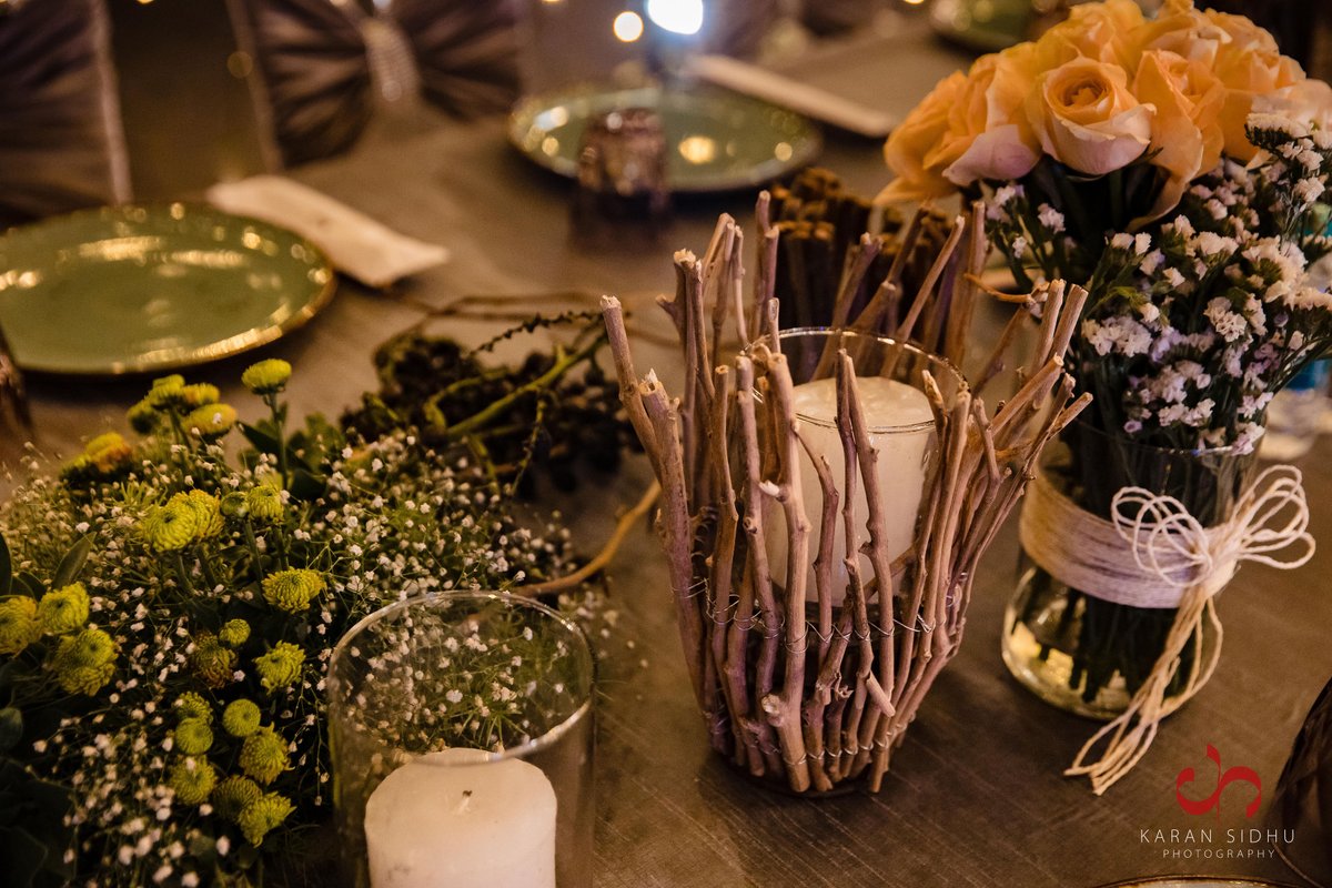 FNP_Weddings's tweet photo. For a night under the stars, filled with love, happiness and a bunch of flowers! 
#weddingdecor #weddings #wedding #fnpweddingsandevents #fnpweddings #decor #decoration #weddingphotography #mussoorie #bride #groom #karansidhu #photography  #instadecor #floraldesign #designer https://t.co/xY1Pix1jfN