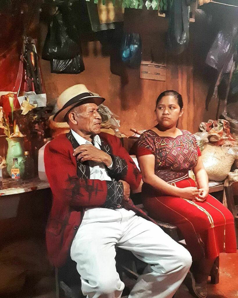 tempodeviajar's tweet photo. Durante o chamado Conflito Armado, a guerra civil da Guatemala, Don Jacinto viveu durante 9 anos escondido nas montanhas.

A história de resistência do povo Ixil não faz parte de nenhum guia de turismo ou livro de memórias, mas é uma história que merece … https://t.co/z0Ros38rxI https://t.co/yxwcxasOKb