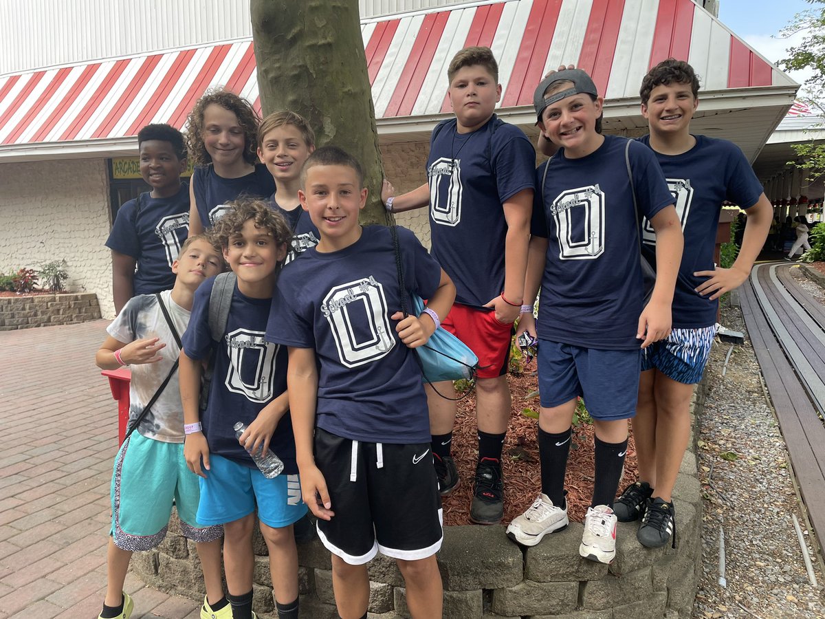 OSchool4's tweet photo. Having so much fun! #sch4sixthgradeday https://t.co/TqEA4sVWLo