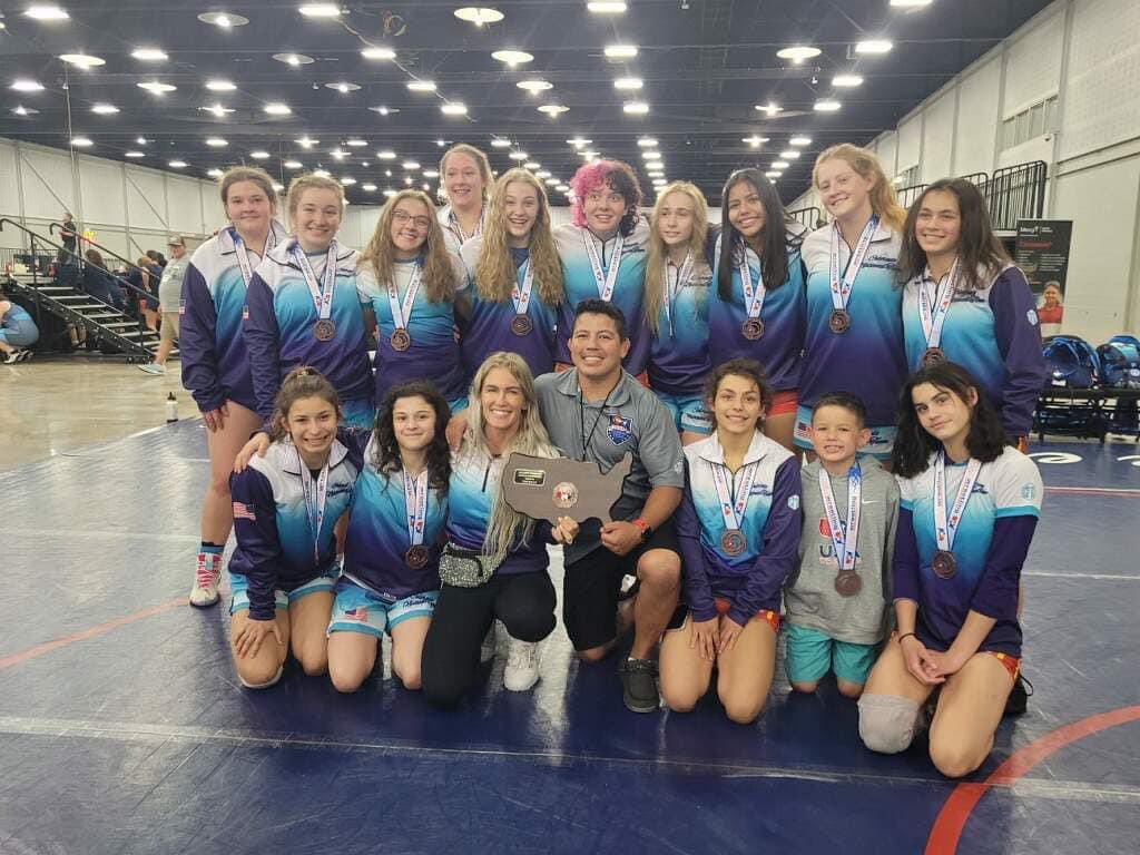 Congrats to our very own Blythe Cayko and the rest of Team CO for taking 7th place at the Junior National Freestyle Duals in Tulsa, OK this week!!