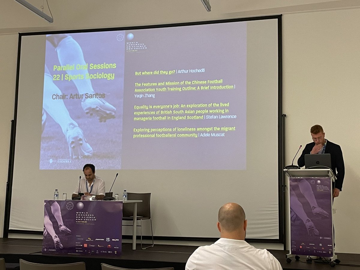 Hochede_A's tweet image. Très heureux d’avoir présenté les avancées de mon travail de thèse dirigée par @nicoblondel @GregDupontSport et W.Nuytens au @wcss2022 (Coimbra 🇵🇹⚽️)

@SHERPASArtois @Univ_Artois