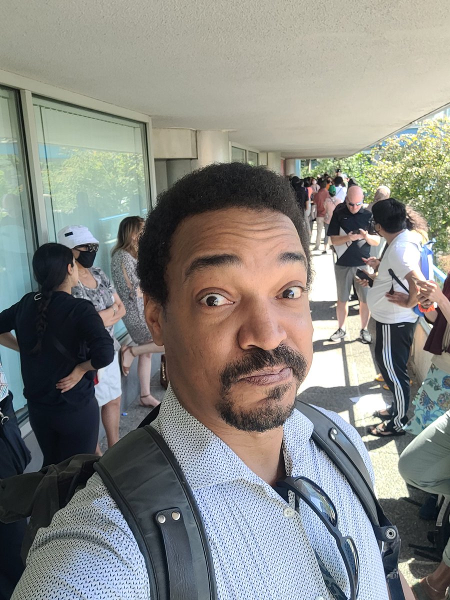 symbolik's tweet photo. gm, well if ye need to get a passport #inToronto be prepared for long line ups and even being turned away :-( https://t.co/n4ls4HMnHt