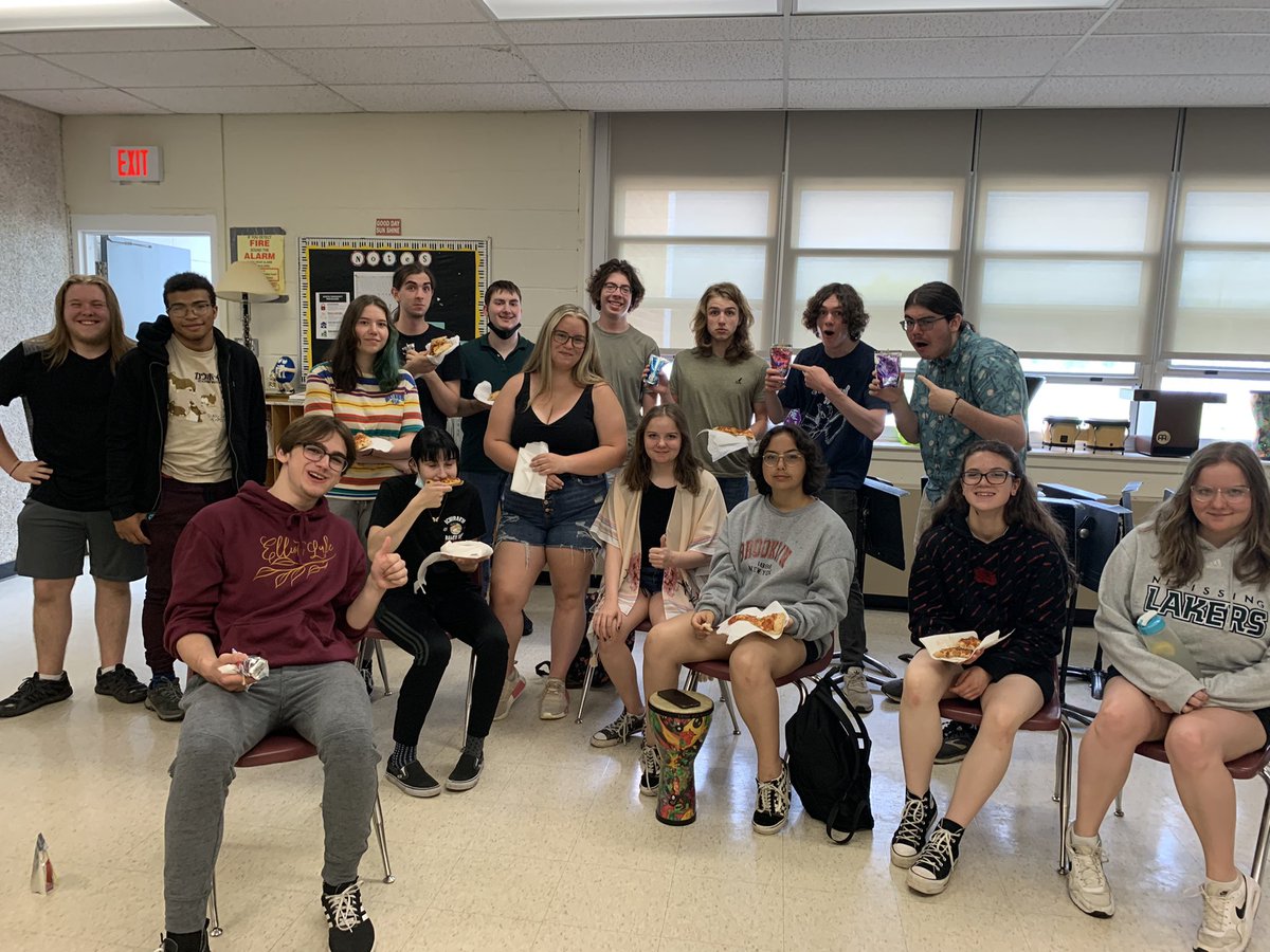 Music grad pizza lunch! Best of luck in your future and hope that you continue to make music.