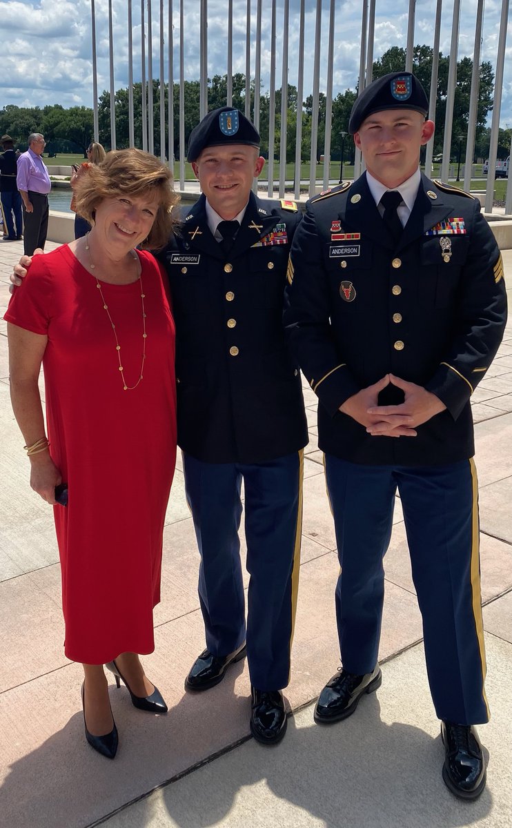 We would like to welcome back Dylan from OCS (Office Candidate School).  Dylan was gone for 3 months in Fort Benning, Georgia.  We are happy to have him back on our HTG team and proud of all his hard work.🎉