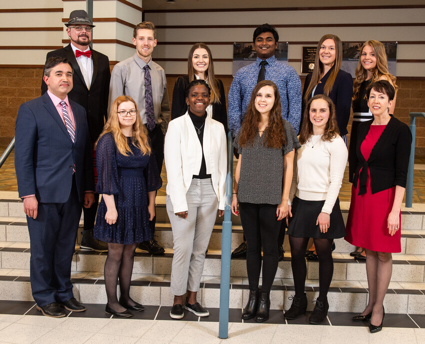 PsychologySvsu's tweet photo. Huge congrats to Graham (Todd), one of our Psychology majors, on being inducted into the 24th cohort of Roberts Fellows. So excited to see what next year has in store for you @TheRealTJGraham!
(And hey, nice bow tie!)
https://t.co/N8hoMLS13X
#SVSU
#WePsych https://t.co/k0m3n3aBKc