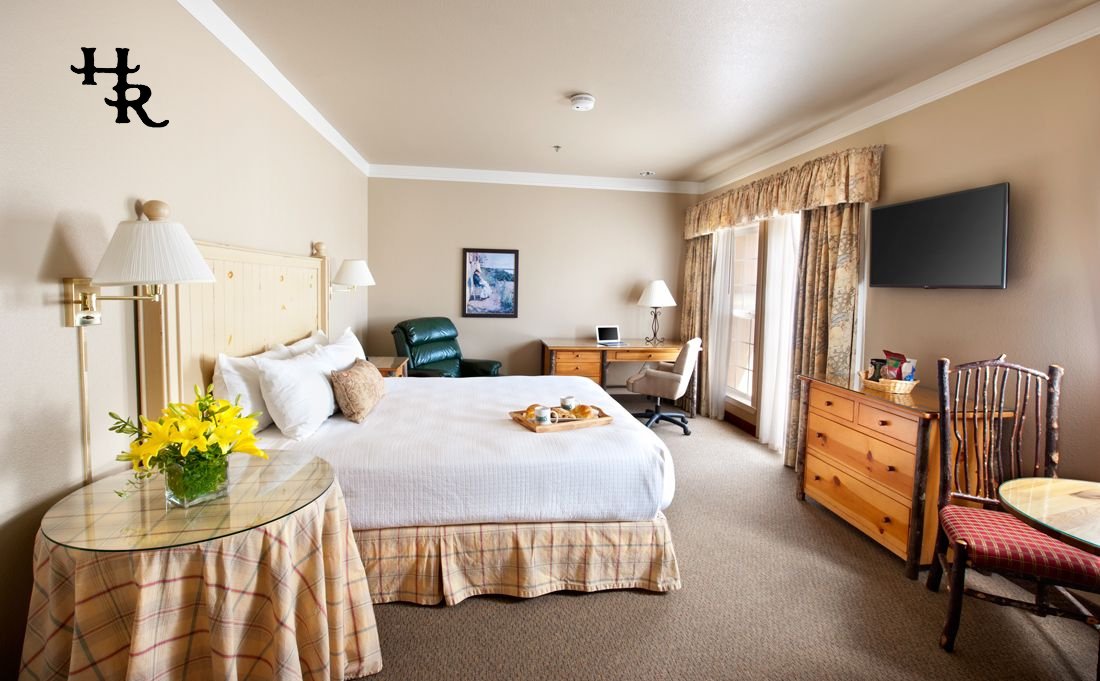 Plan your next visit to our restful and relaxing Harris Ranch Inn!🌅We are proud to have recently won in the category of “Best Hotel &amp; Lodging” in the Fresno Bee’s “Best of Central California”, The People’s Choice Awards. 
📲(559) 935-0717

#HarrisRanch #harrisranchinn