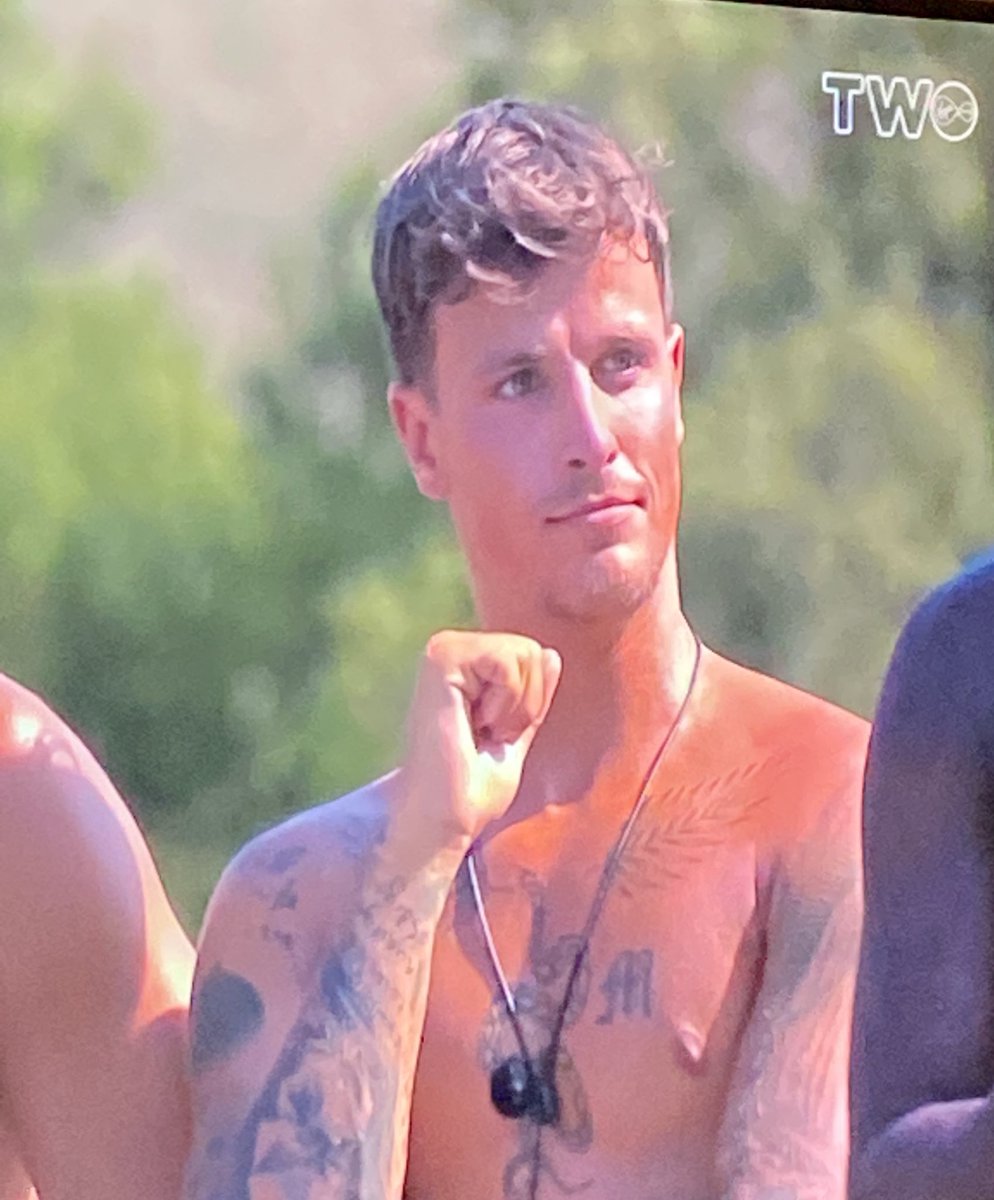 h69139374's tweet photo. Pack it up Ken #LoveIsland https://t.co/J9mlLf1iyK