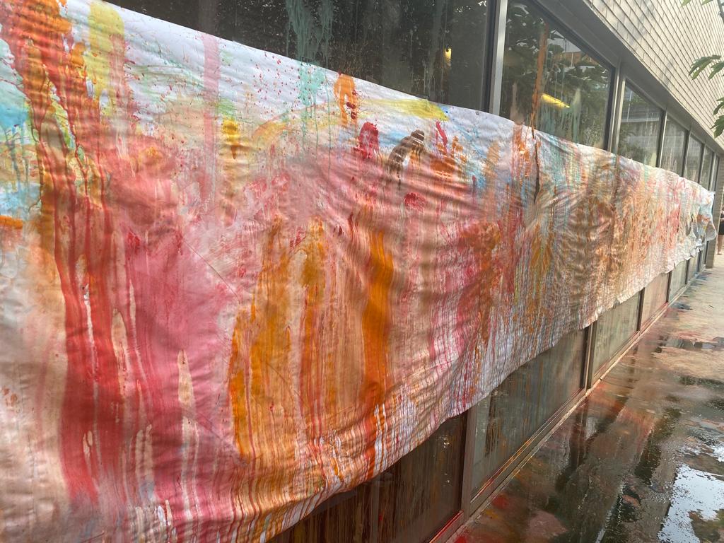 Després de dos cursos la festa ha tornat a l'escola!!! Moltes gràcies a totes les persones que l'heu fet possible ❤️

Que passeu molt bon estiu famílies!!!!! 😄