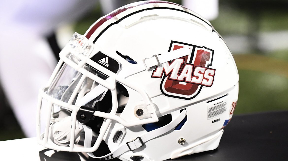 awill_2025's tweet photo. Grateful and excited to receive my first offer from the University of Massachusetts! Thank you @CoachMcCray9, @coachbenalbert, @Coach_DPerk, &amp; @CoachKopcso #Flagship https://t.co/cguRsrJtiy
