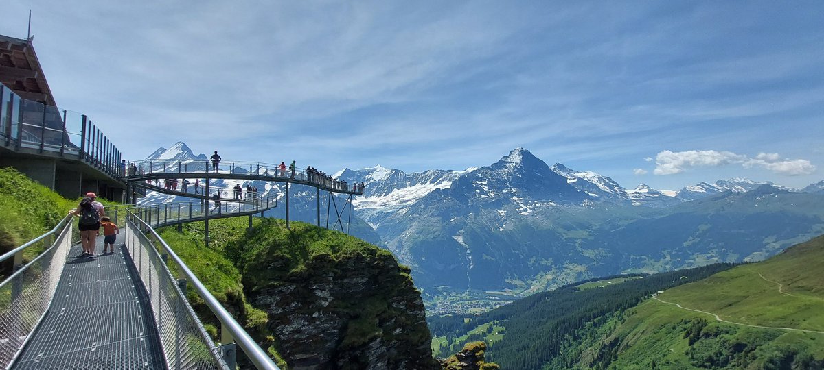 sruizliard's tweet photo. Bin immer gerne hier! #grindelwald🇨🇭 #FirstCliffWalk https://t.co/5GqotD3Fkt