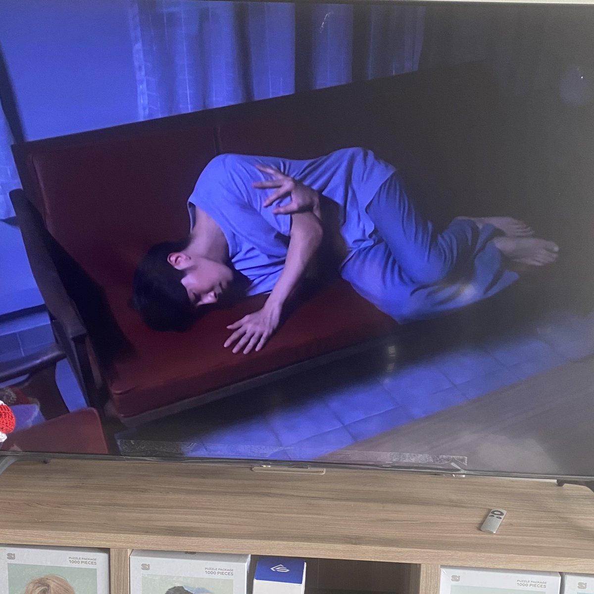 nene_sd's tweet photo. Please give my man back his man 😭😭. He is innocent 😩 #DearDoctorSeries #DearDoctorEP12 #DearDoctorFinalEP https://t.co/l7MFUEla3T