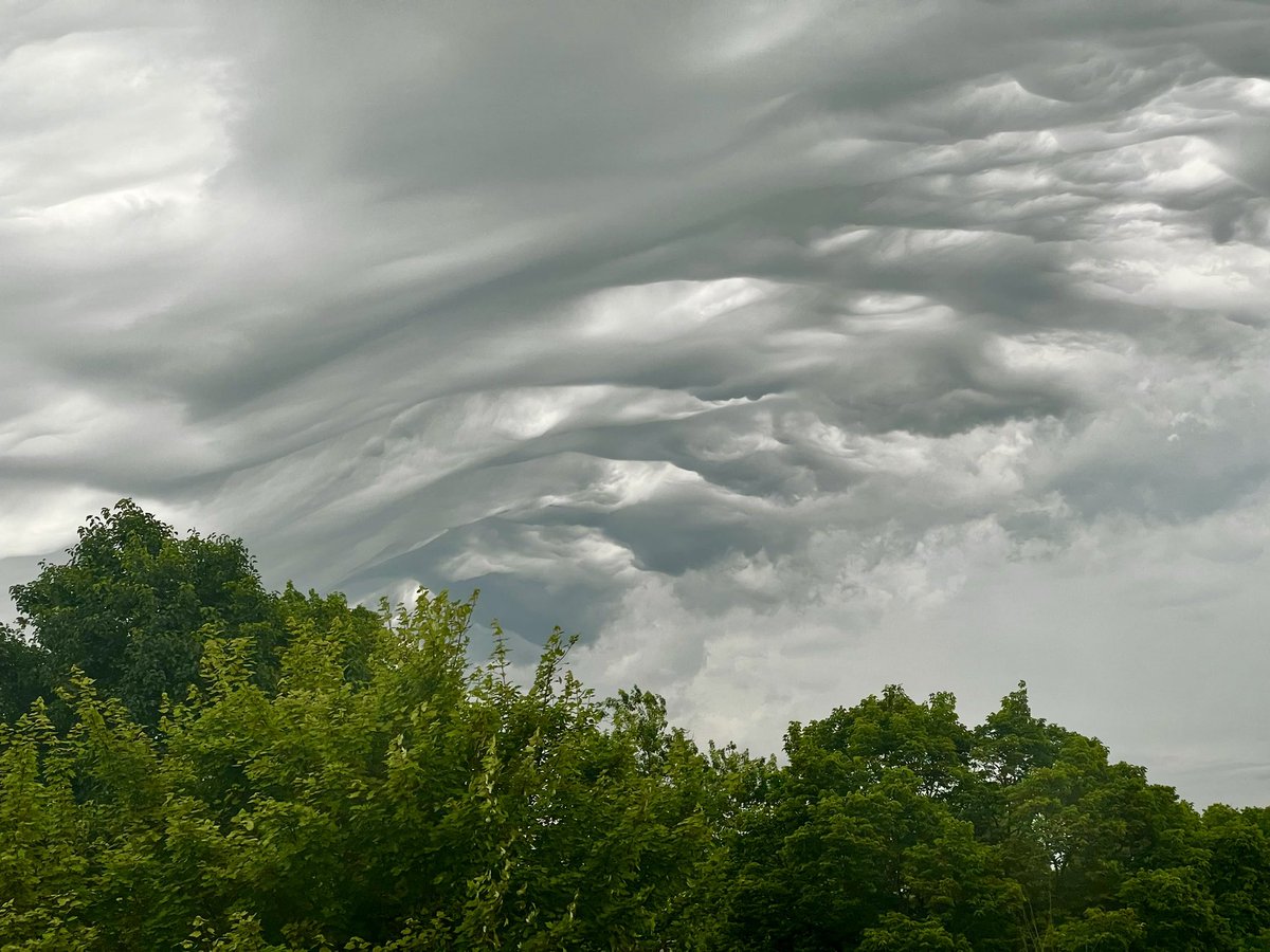 DougMcschooler's tweet photo. @NWSIndianapolis It certainly caught my attention. https://t.co/9dUJG8pFcK