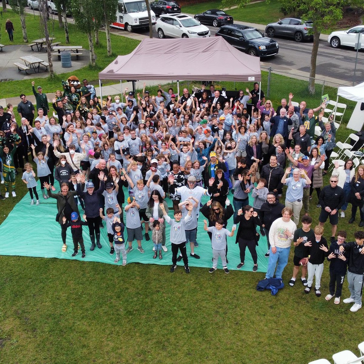 What an awesome day!! We had the honour to launch the book 📚 “Not Without My Teammates” today at St. Paul School! 

The Grey Cup even showed up! Can you find it in the pic?

Huge thanks to everyone who showed up and made this event a success!!