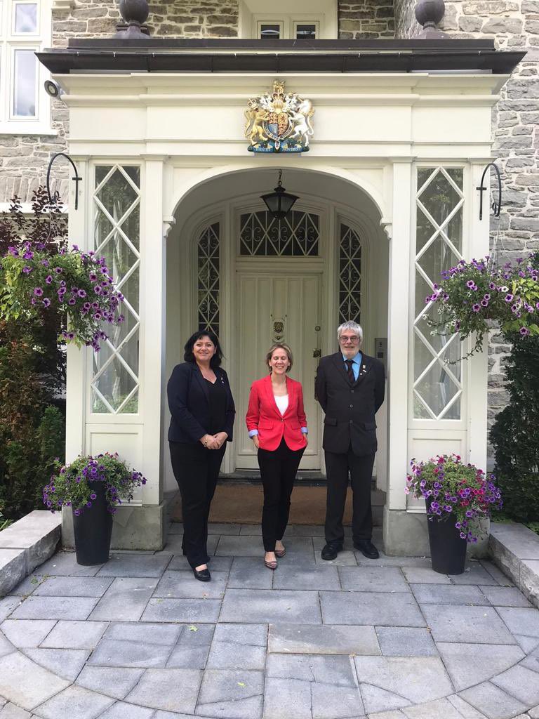 SusannahGoshko's tweet photo. Great to welcome Members of the Falklands Legislative Assembly to Canada. Over last two days they have had discussions in Ottawa about life in the Falklands today, 40 years after the conflict, and the Islanders’ overwhelming desire to decide their own future. https://t.co/aA43uFmRoY