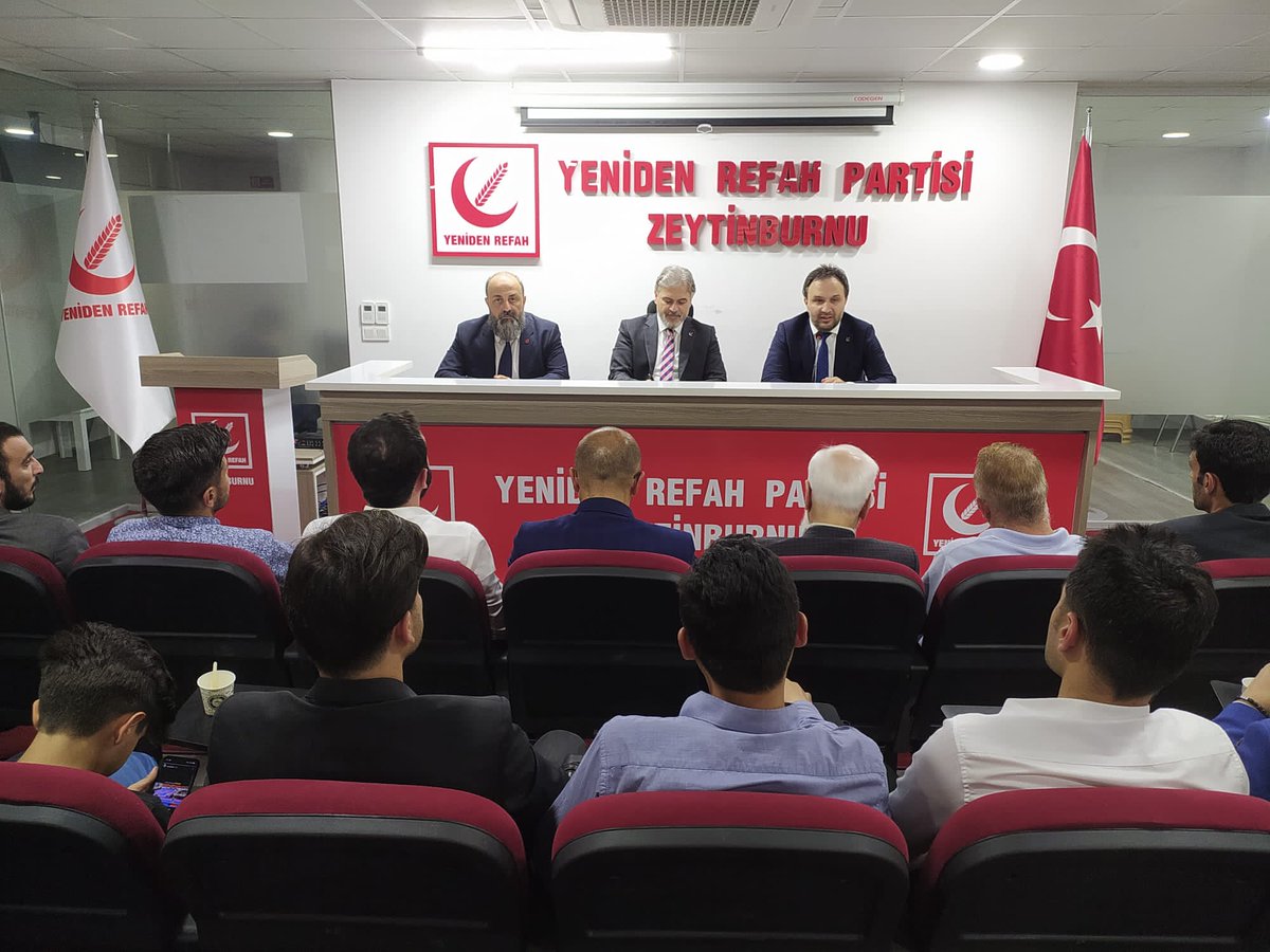 MehmedAltinoz's tweet photo. Zeytinburnu ilçe binamızda yönetim kurulu üyelerimiz,kadın ve gençlik kollarımız ile birlikte teşkilat toplantımızı gerçekleştirdik.
Planlı ve verimli bir gün geçirdik.
İlce Başkanımız Onur Dolar ve değerli yönetimine teşekkür eder,başarılarının devamını dileriz. https://t.co/xvQlcr9DUd