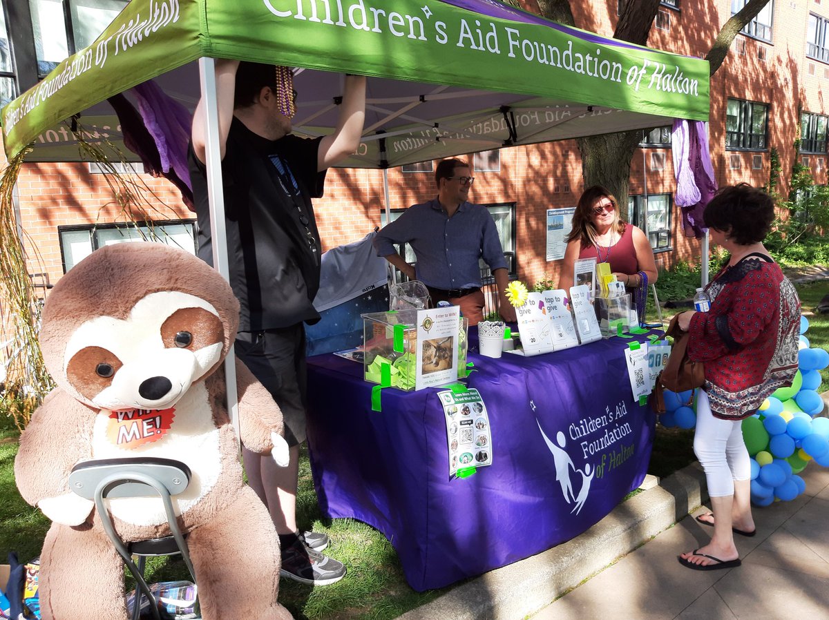 Beautiful day <a href="/BSOMF/">Sound of Music Festival</a> with <a href="/1mcneilaus/">austin mcneil</a> Jonathan &amp; Lisa #InvestingInBrighterFutures