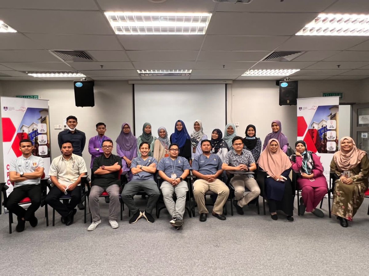 UiTMCardio's tweet photo. … 
We hope that not only they can pass exams with flying colours but also be great physicians and cardiologists. We hope the best for your coming exams. Please leave your comments and feedback so we can improve ourselves in delivering it better in the future. All the best! https://t.co/jvPGMcYIrP