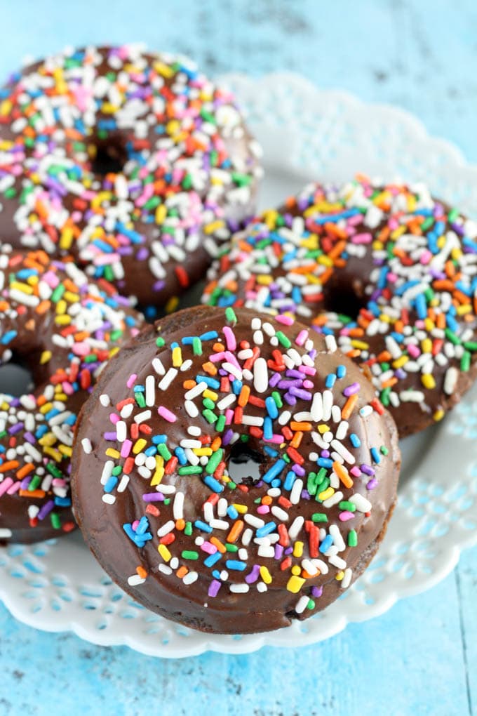 TheFoodIcon5's tweet photo. 🍩Doughnut🍩

Doughnuts are usually deep fried from a flour dough, but other types of batters can also be used

➡️ follow for more details
https://t.co/n5TZkZEyD7

 #doughnut are #donuts🍩 #bakedgoods #sweettooth #donut #donutlover #donuts #donutshop #donutsofinstagram https://t.co/VcRdBpQrTX