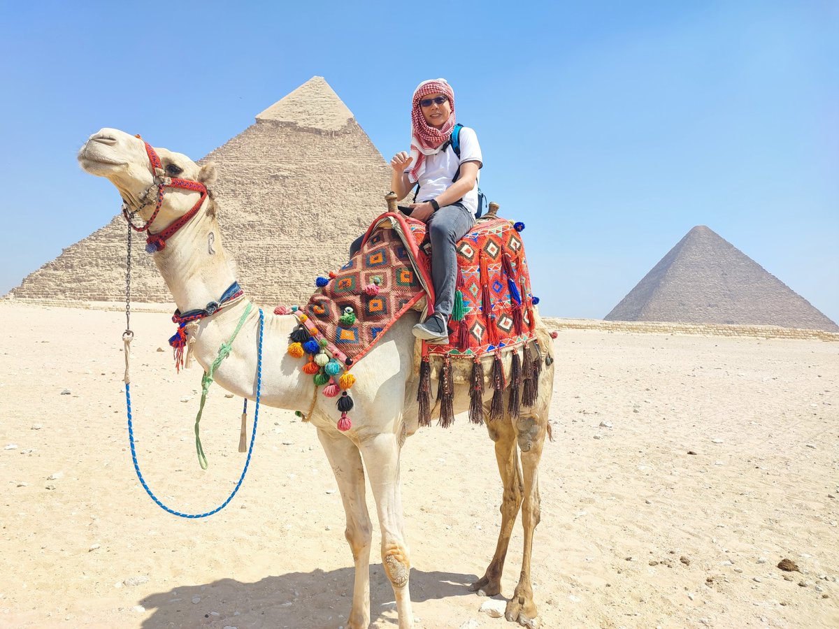 lim_boonleong's tweet photo. The pyramids are huge! https://t.co/p9ImREC16V