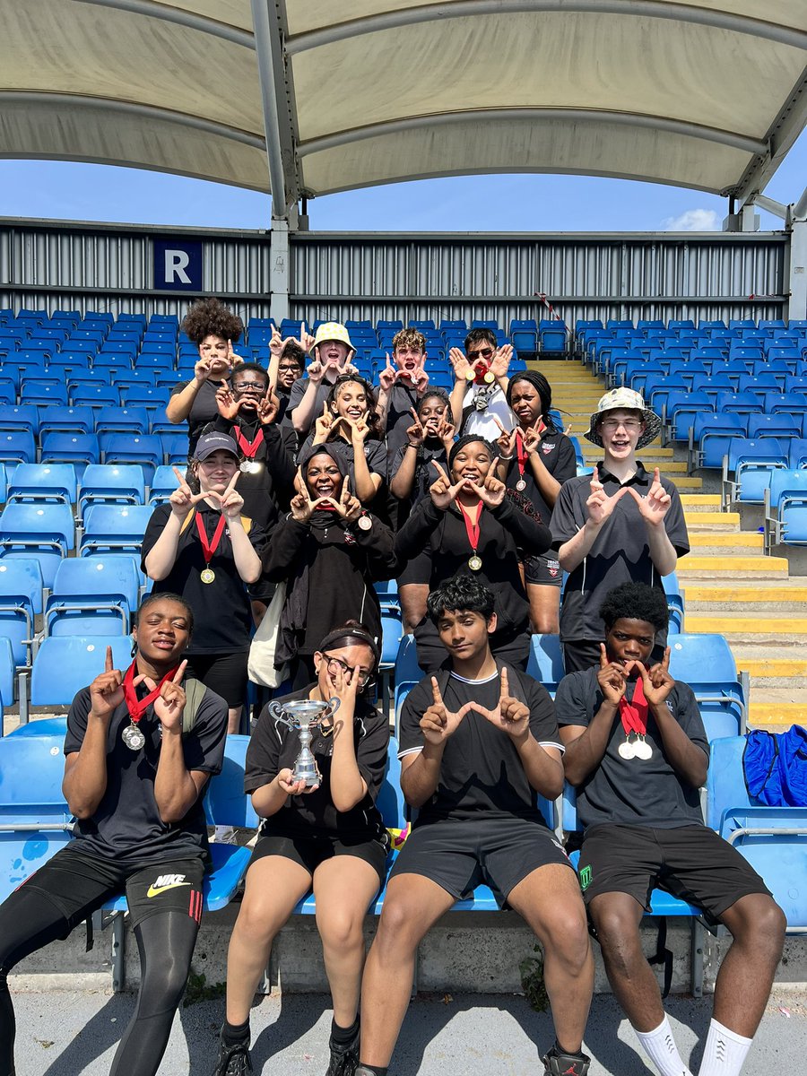 TrinityHighPE's tweet photo. 10 SBA collecting their trophy for overall winners of yr 10. #TeamTrinity #oneteam #sportsday2022 #dreamteam #twoyearsrunning https://t.co/fb9NuxE1L7