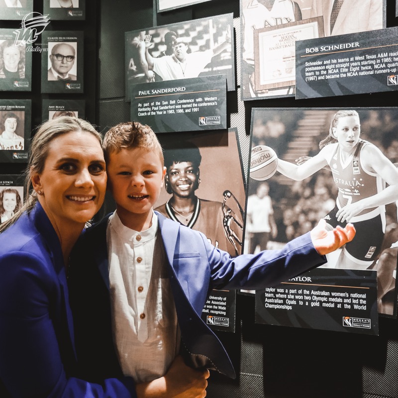 PhoenixMercury's tweet photo. Always an elite talent, Penny Taylor blazed a trail through the Australian basketball world, then came to the United States and established herself as one of the game’s all-time greats.

Read about her journey to the Women’s Basketball Hall of Fame.
